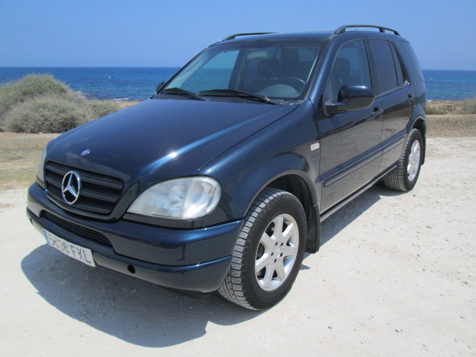 Mercedes ML 430 (7 seater)