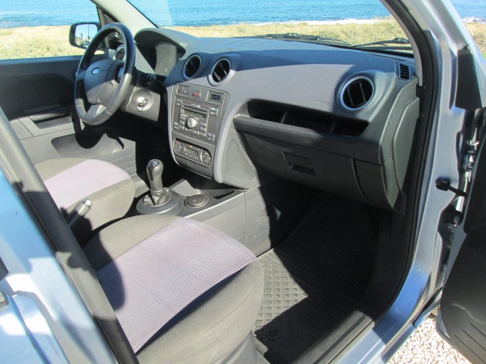 Ford Fusion 1.4 Automatic