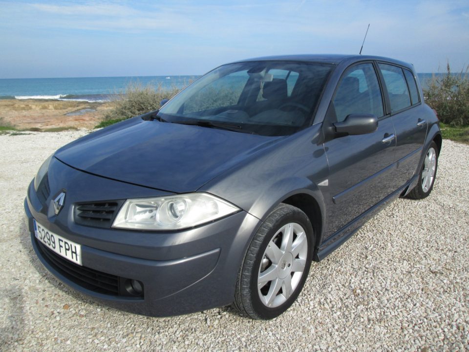 Renault Megane 1.9 DCI Automatic