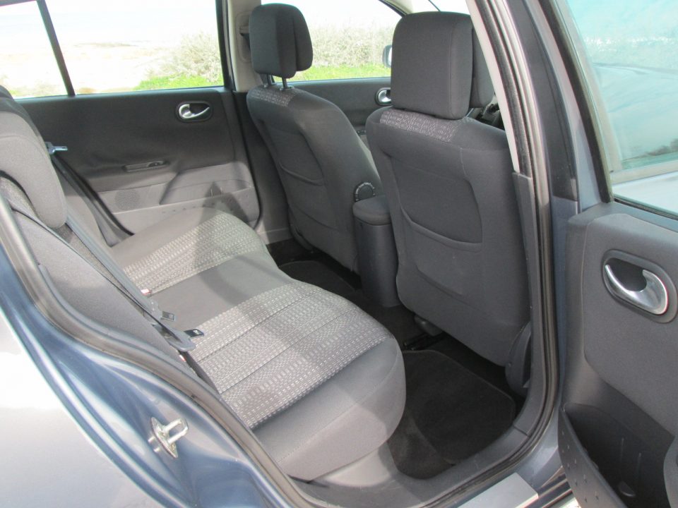 Renault Megane 1.9 DCI Automatic